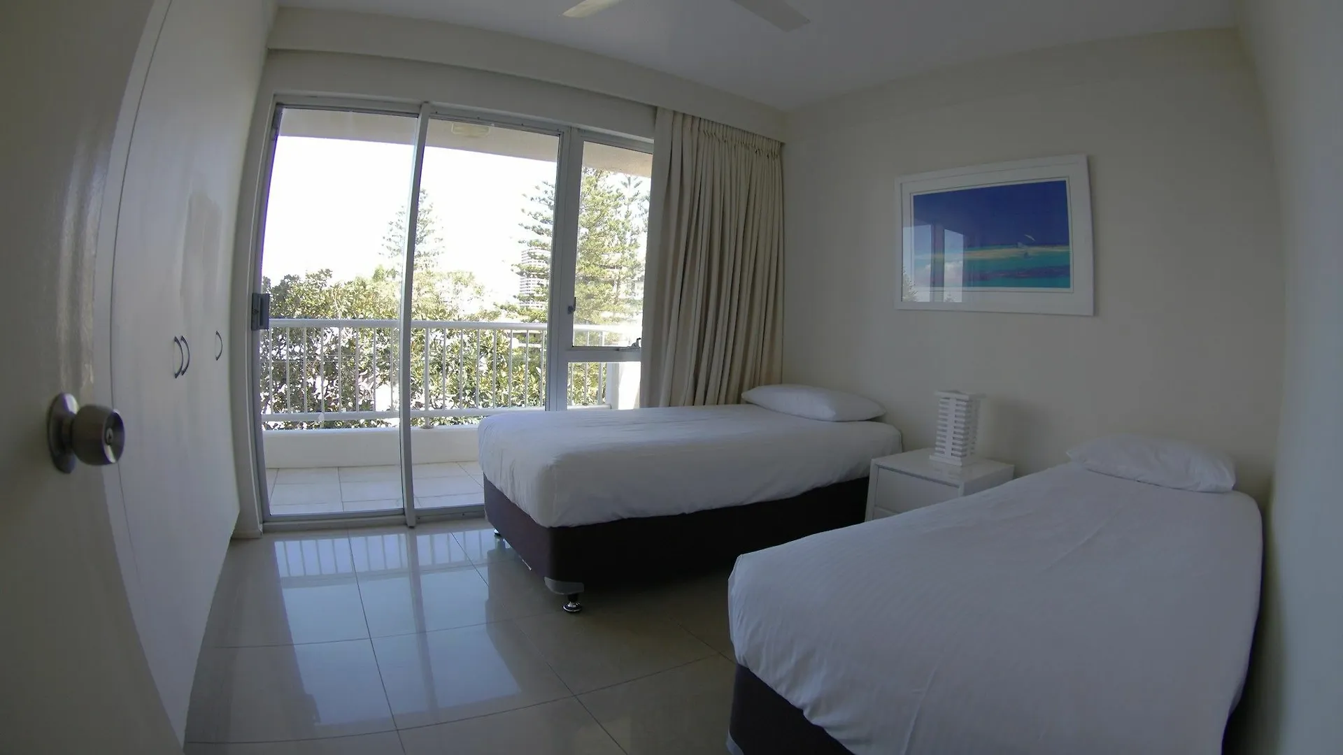 Marriner Views Aparthotel Χρυσή Ακτή 4*,